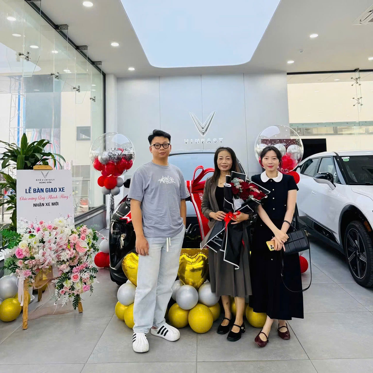 Slide ảnh giao xe ở trang chủ